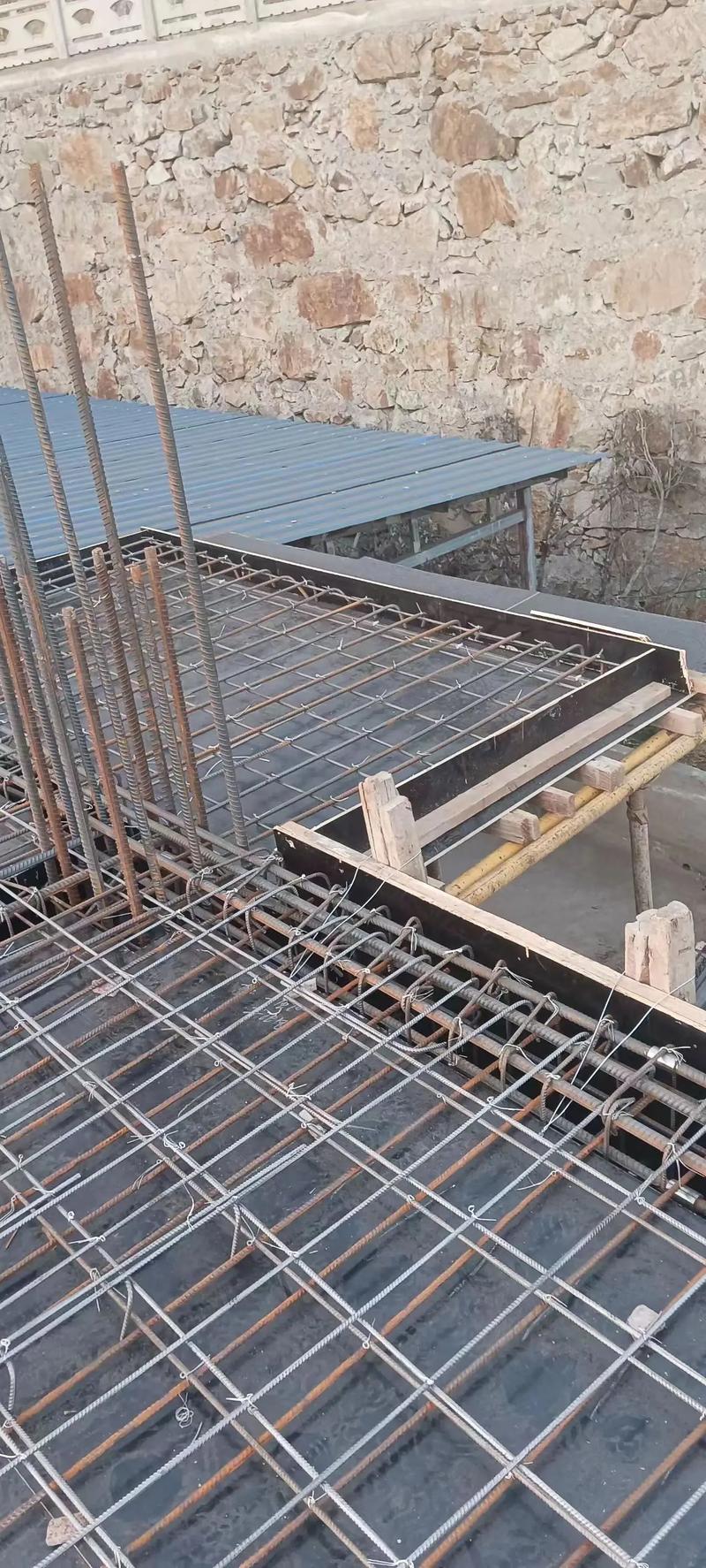 how to calculate the amount of steel rebar in concrete