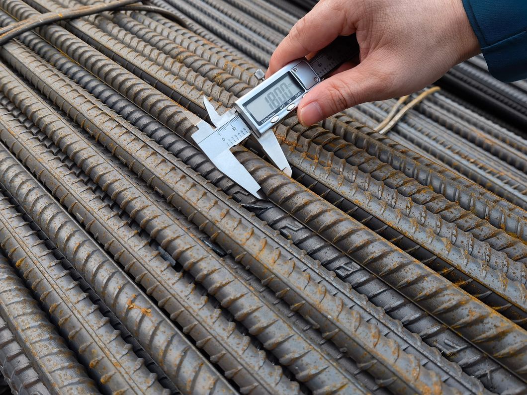 how do you cut steel rebar